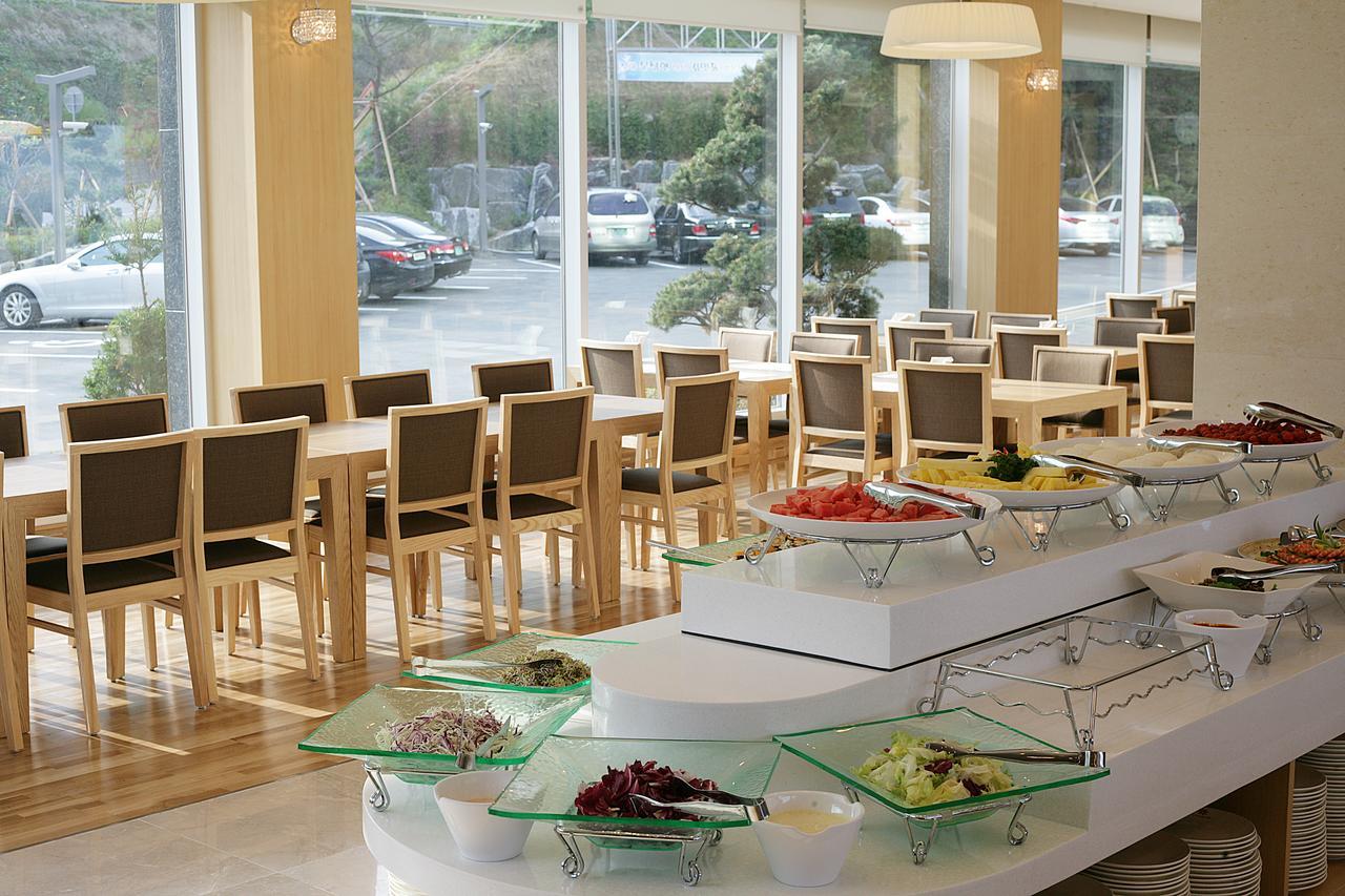 Y Ocean Hotel Йосу Екстериор снимка