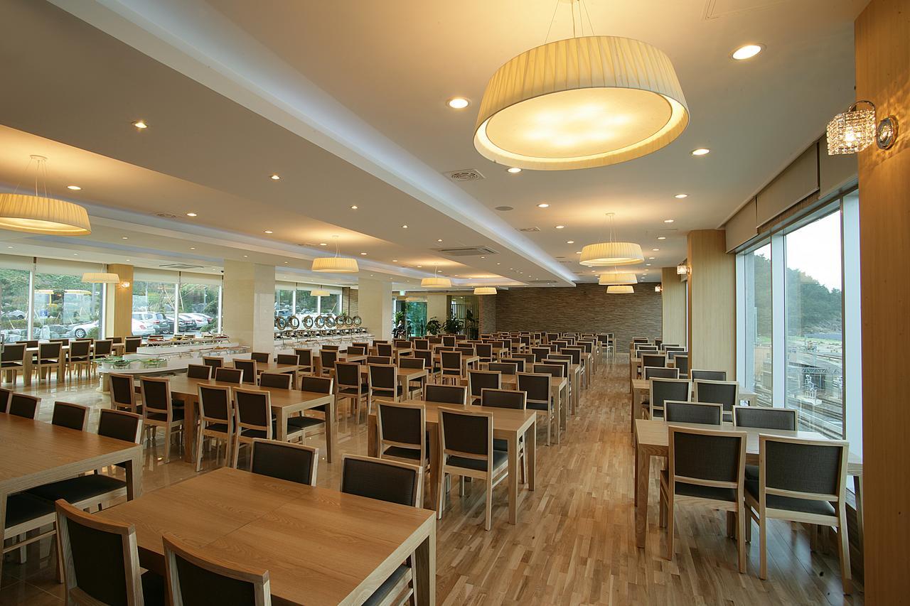 Y Ocean Hotel Йосу Екстериор снимка